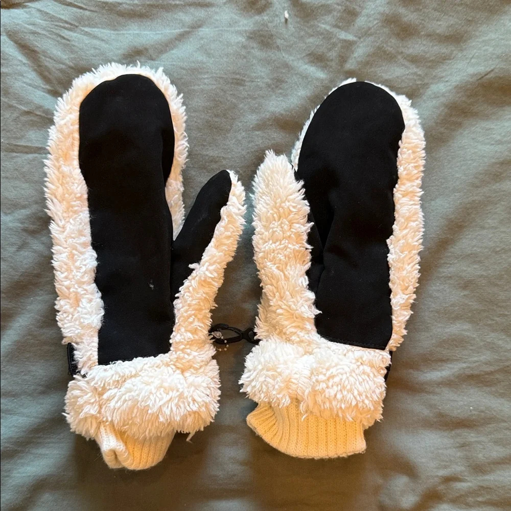 GAP Kids Cream Fleece Mittens with Strap